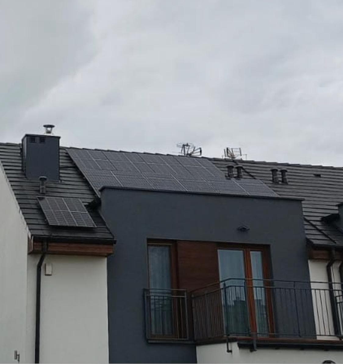 Instalacja Fotowoltaiczna wschód-zachód w Mrowinie. Moc 7,055 kWp