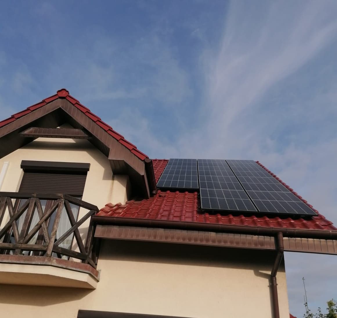 Instalacja fotowoltaiczna na budynku mieszkalnym - Dąbrówka